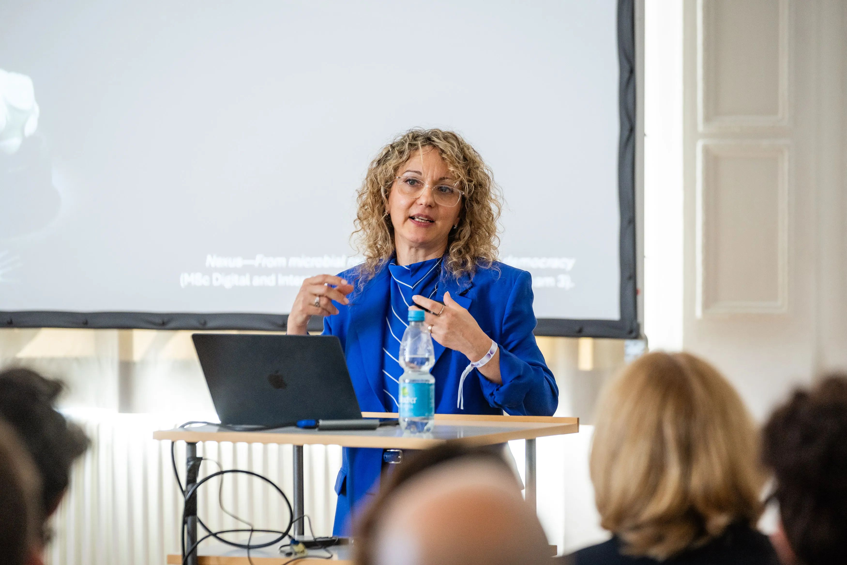 Elisa Giaccardi presenting. Image: Stefan Eigner